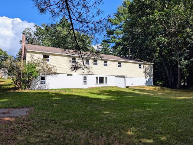 354 Amesbury Road, Hopkinton, NH 03229