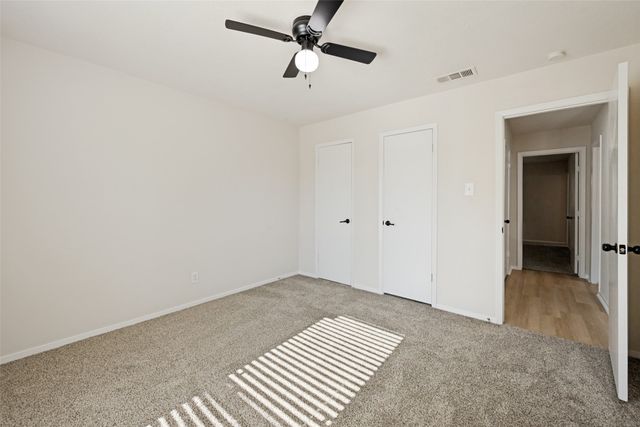 1013 N Knowles Drive, Saginaw, TX 76179