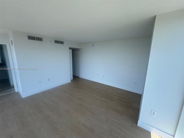 2101 Brickell Avenue 1112, Miami, FL 33129