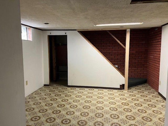 1112 WESTERN Lane, Erie, PA 16505