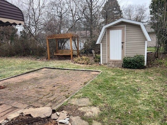 1112 WESTERN Lane, Erie, PA 16505