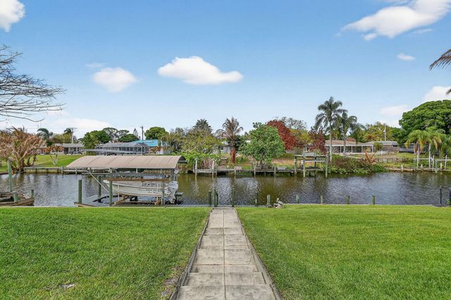 357 SE Verada Avenue, Port St. Lucie, Port St Lucie, FL 34983