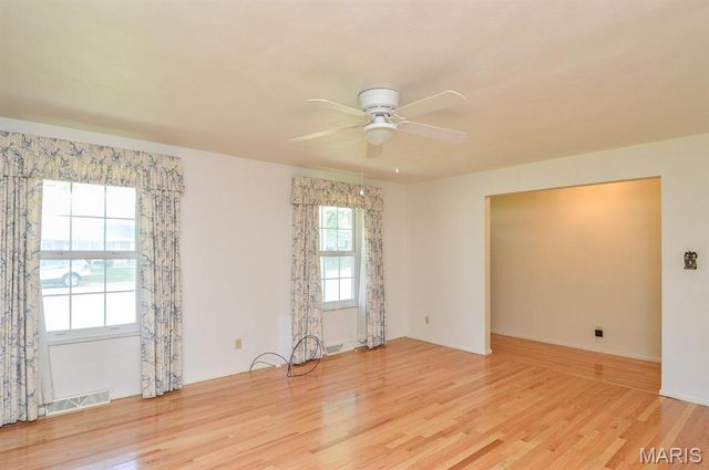 318 W Oak Street, Mascoutah, IL 62258