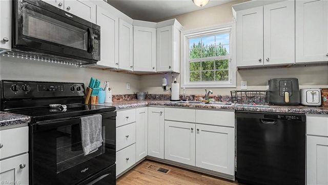 5024 Tabernacle School Road, Asheboro, NC 27205