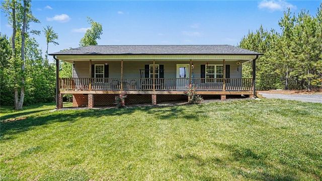 5024 Tabernacle School Road, Asheboro, NC 27205