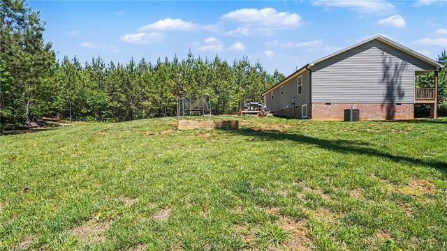 5024 Tabernacle School Road, Asheboro, NC 27205