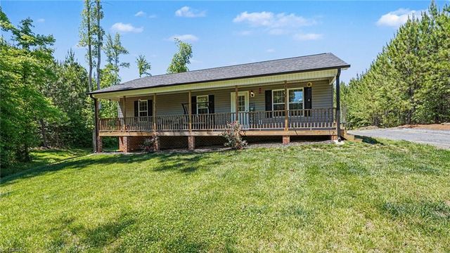 5024 Tabernacle School Road, Asheboro, NC 27205