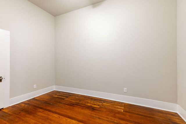 607 N Dallas Street, Ennis, TX 75119