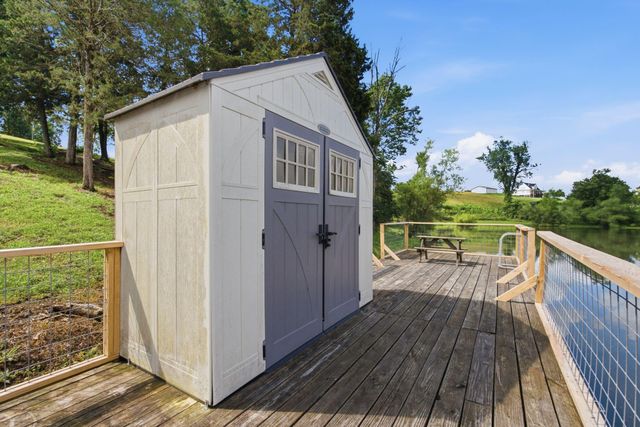 535 Twin Lakes Drive, Lancaster, KY 40444