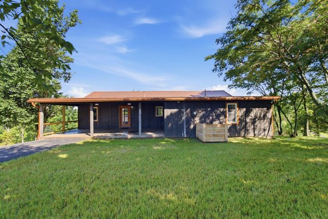 535 Twin Lakes Drive, Lancaster, KY 40444