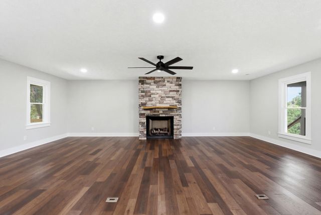 535 Twin Lakes Drive, Lancaster, KY 40444