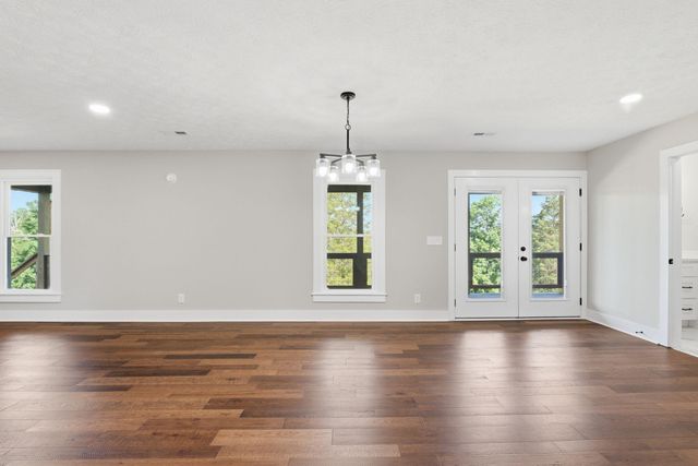 535 Twin Lakes Drive, Lancaster, KY 40444