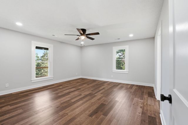 535 Twin Lakes Drive, Lancaster, KY 40444