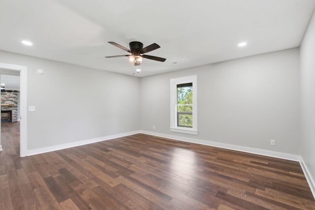 535 Twin Lakes Drive, Lancaster, KY 40444