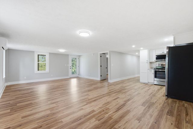535 Twin Lakes Drive, Lancaster, KY 40444