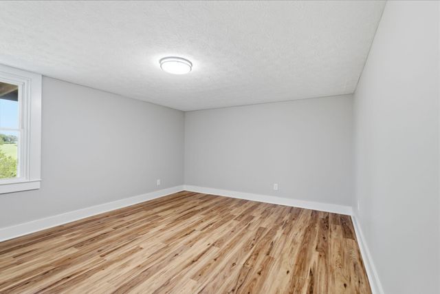 535 Twin Lakes Drive, Lancaster, KY 40444