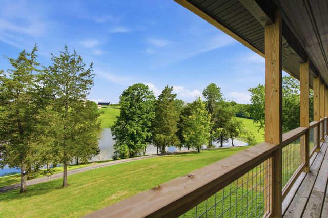535 Twin Lakes Drive, Lancaster, KY 40444