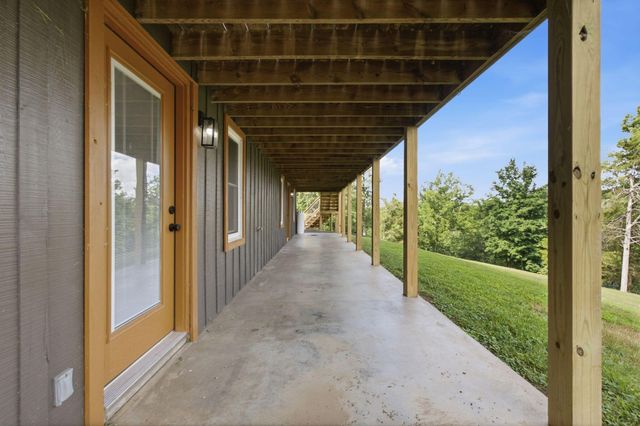 535 Twin Lakes Drive, Lancaster, KY 40444