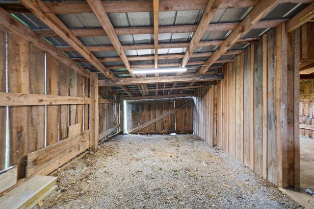 535 Twin Lakes Drive, Lancaster, KY 40444