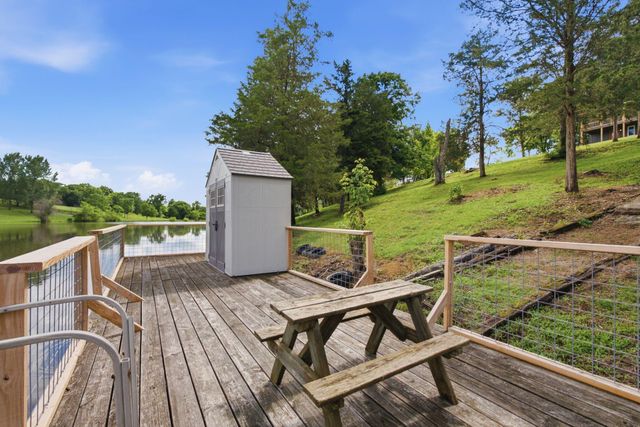 535 Twin Lakes Drive, Lancaster, KY 40444