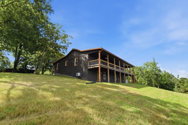 535 Twin Lakes Drive, Lancaster, KY 40444