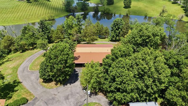535 Twin Lakes Drive, Lancaster, KY 40444