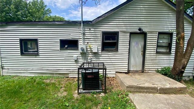 6013 College Avenue, Kansas City, MO 64130