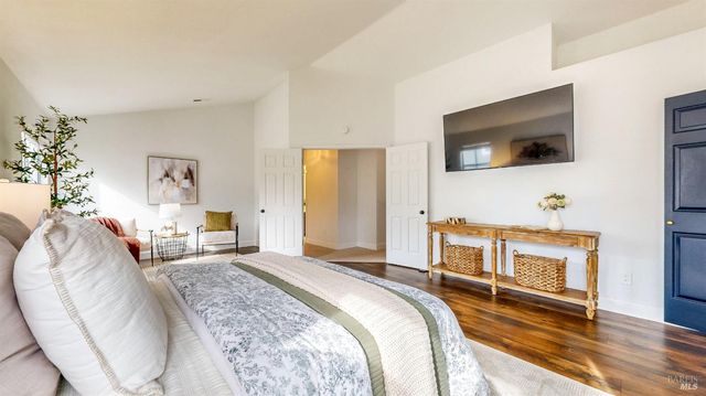 487 Noonan Ranch Ln, Santa Rosa, CA 95403