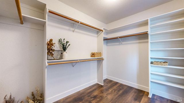 487 Noonan Ranch Ln, Santa Rosa, CA 95403