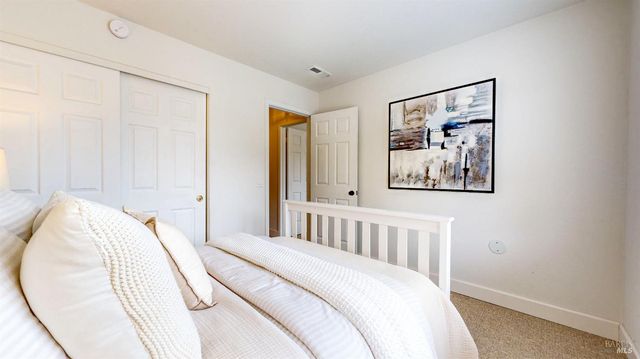 487 Noonan Ranch Ln, Santa Rosa, CA 95403