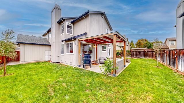 487 Noonan Ranch Ln, Santa Rosa, CA 95403