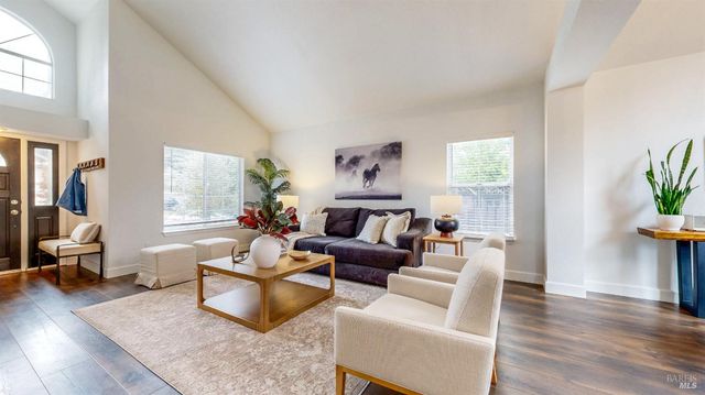 487 Noonan Ranch Ln, Santa Rosa, CA 95403