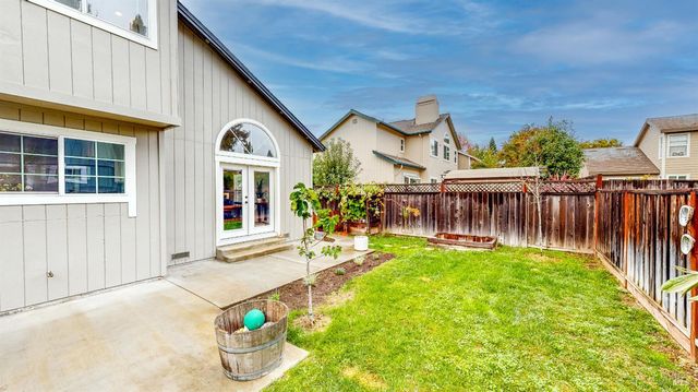 487 Noonan Ranch Ln, Santa Rosa, CA 95403