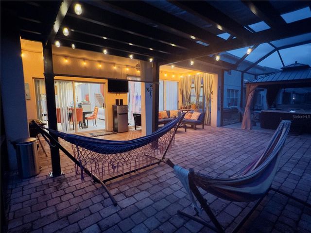 992 NODDING SHADE DRIVE, Brooksville, FL 34604