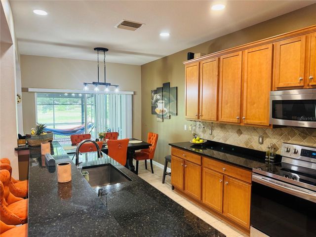 992 NODDING SHADE DRIVE, Brooksville, FL 34604