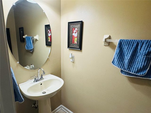 992 NODDING SHADE DRIVE, Brooksville, FL 34604