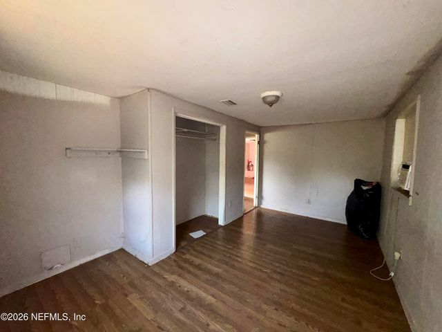 6228 BLUEBIRD Road, Jacksonville, FL 32219