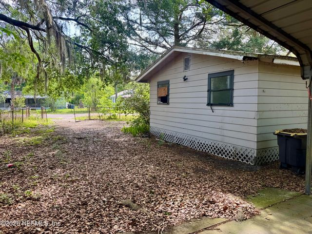 6228 BLUEBIRD Road, Jacksonville, FL 32219