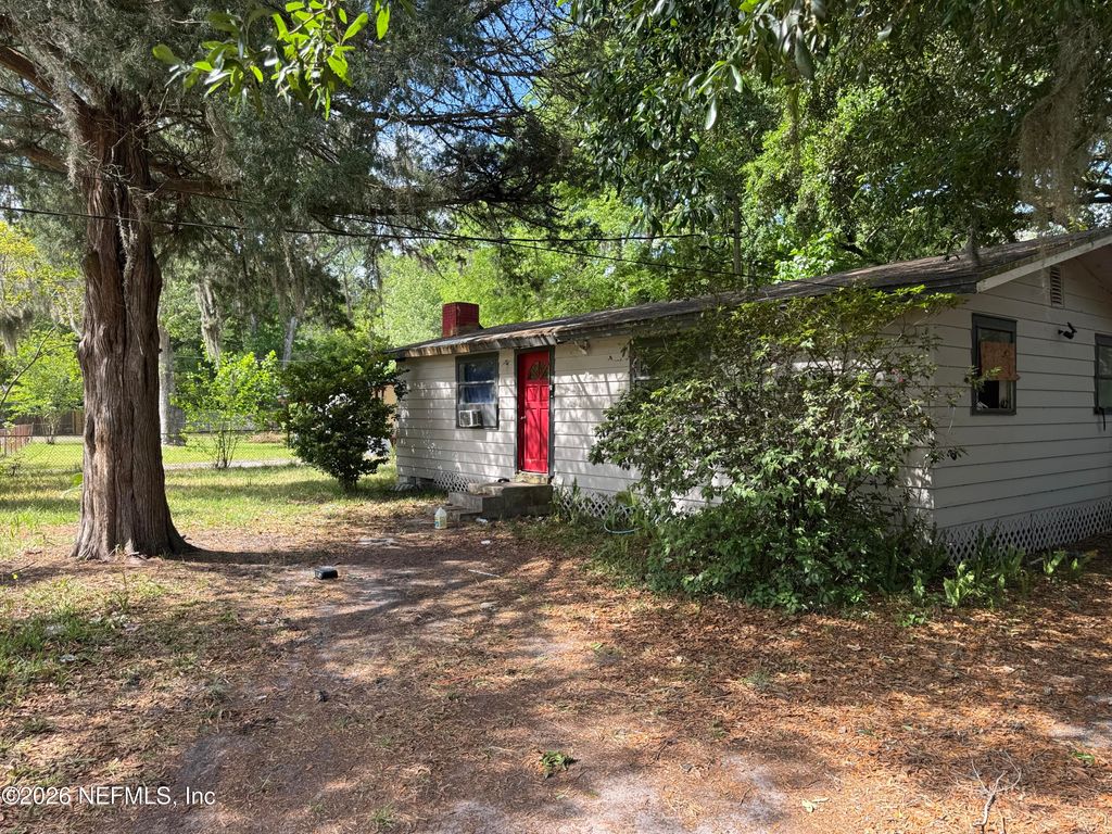 6228 BLUEBIRD Road, Jacksonville, FL 32219