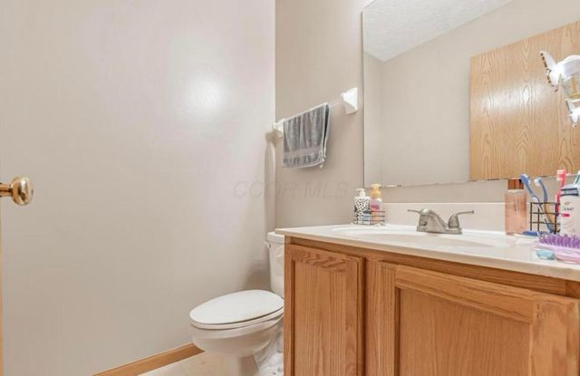 3150 Berkley Pointe Drive, Columbus, OH 43230