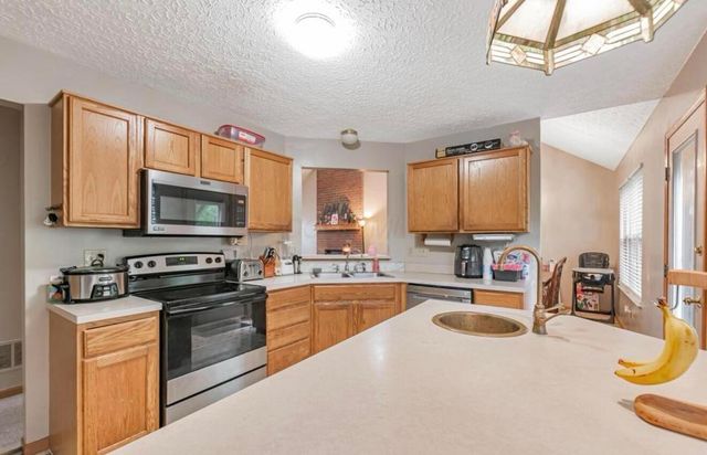 3150 Berkley Pointe Drive, Columbus, OH 43230