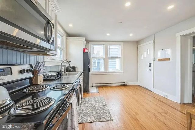 938 LITITZ PIKE, Lititz, PA 17543