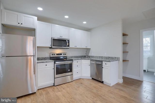 938 LITITZ PIKE, Lititz, PA 17543