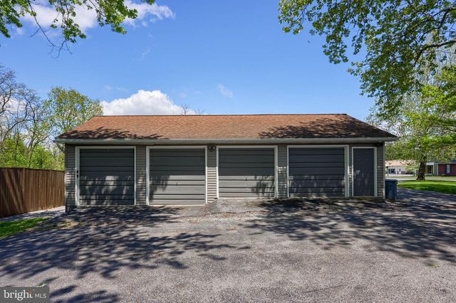 938 LITITZ PIKE, Lititz, PA 17543