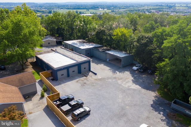 938 LITITZ PIKE, Lititz, PA 17543