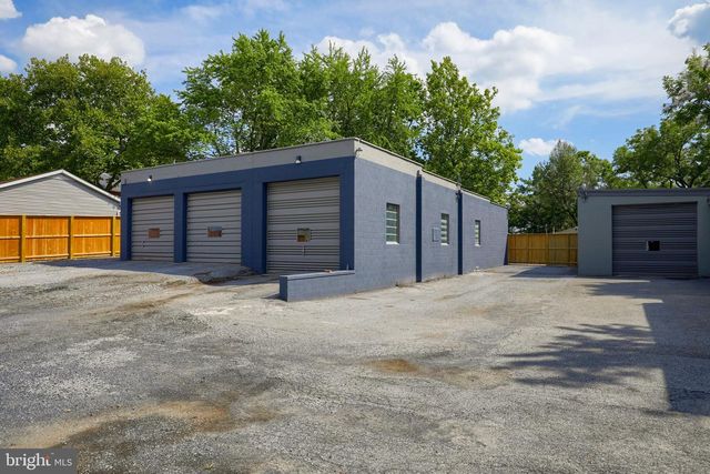 938 LITITZ PIKE, Lititz, PA 17543