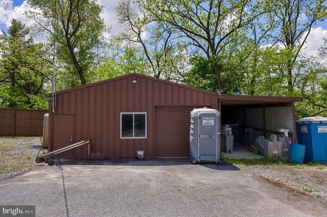 938 LITITZ PIKE, Lititz, PA 17543
