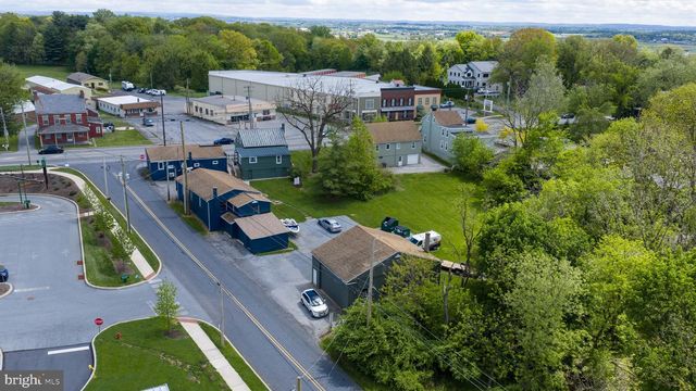 938 LITITZ PIKE, Lititz, PA 17543