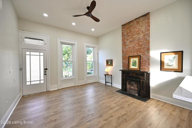 641 E Saint Catherine St, Louisville, KY 40203