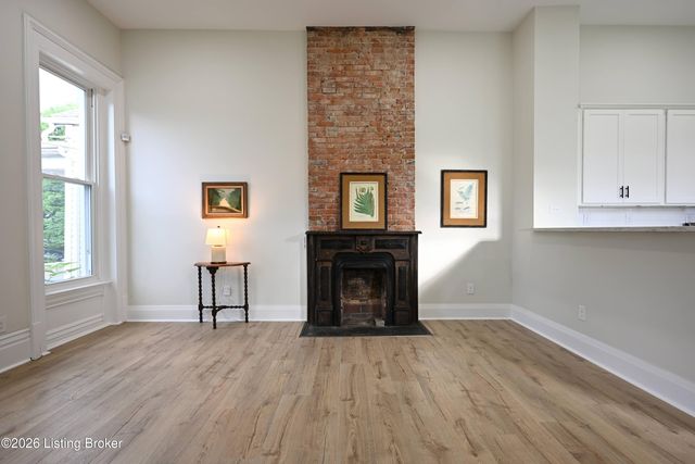 641 E Saint Catherine St, Louisville, KY 40203